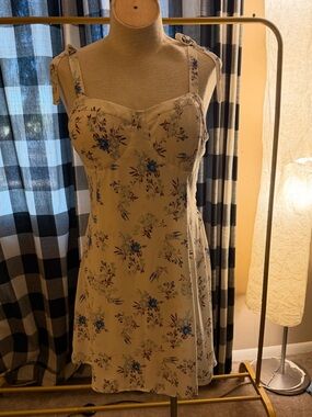 Lily Rose White and Blue Floral Dress